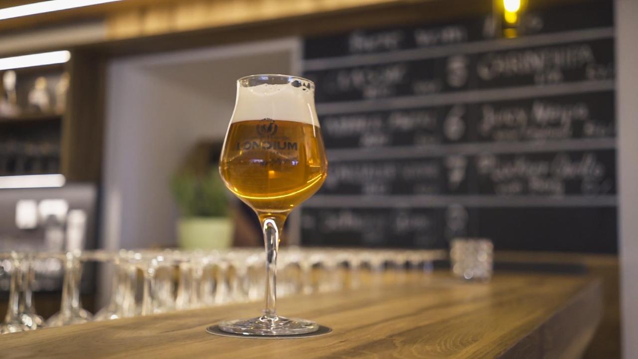 Bierhotel Loncium & Privatbrauerei Kotschach-Mauthen ภายนอก รูปภาพ